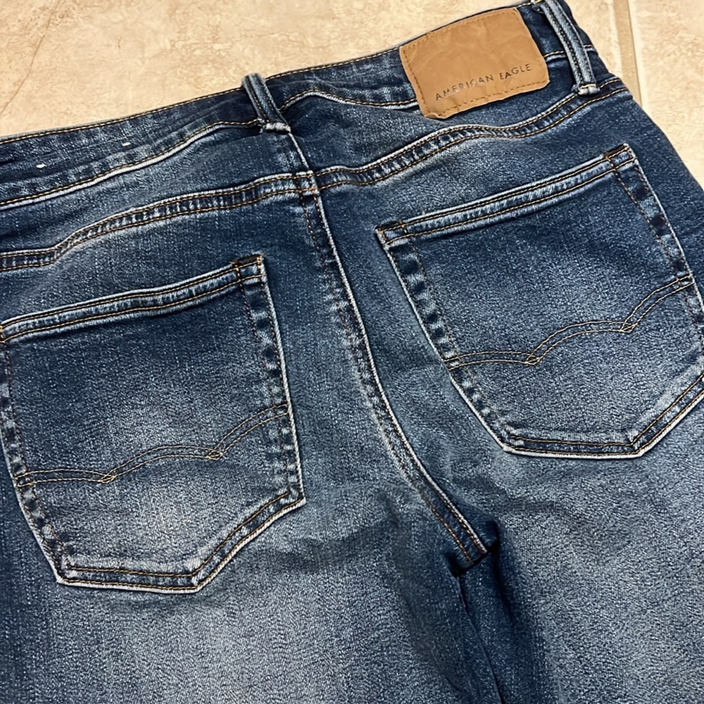 Men’s AE AirFlex+ Original Bootcut Jean - Picture 3 of 9